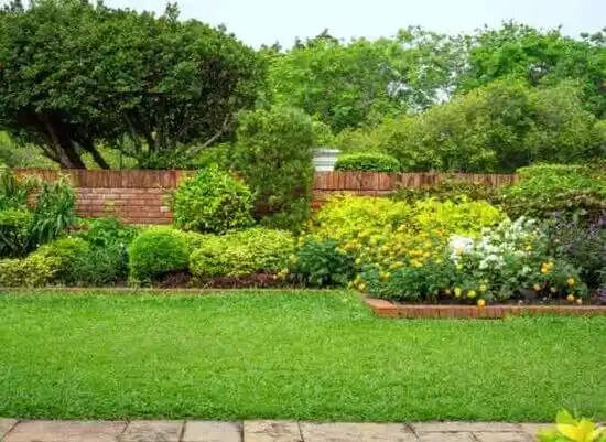 landscaping services Leavittsburg